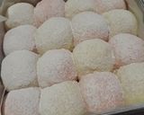 Foto langkah ke 6 dari resep Condensed Milk Bread.