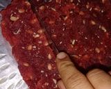 A picture of step 8 of Karachi Halwa.