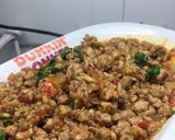 Foto langkah ke 3 dari resep Chicken thai basil.