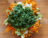 Foto del paso 1 de la receta: Ensalada de zanahoria y apio