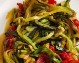 Foto del paso 1 de la receta: Pasta de zucchini 😋 con tomate cherry