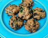 Foto del paso 3 de la receta: Bizcochitos rústicos de queso y kale