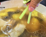 【老菜脯蘆筍鳳梨雞湯】酸甜風味養顏美容的食譜步驟4照片