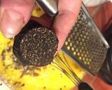 Une image de l'étape 3 de Omelette à la truffe du Périgord.