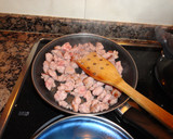 Foto del paso 1 de la receta: Tagliatelle con carne y marisco