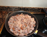 Foto del paso 2 de la receta: Tagliatelle con carne y marisco