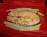 Foto del paso 3 de la receta: Salmón en papillote al aroma de lima