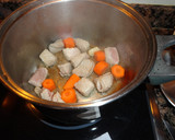Foto del paso 3 de la receta: Estofado de magro de cerdo con garbanzos