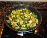 Foto del paso 4 de la receta: Salteado de calabacín y tofu