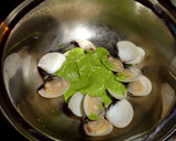 Foto del paso 6 de la receta: Rape con almejas en salsa verde