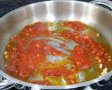 Foto del paso 1 de la receta: Arroz integral a banda con gambas y espárragos