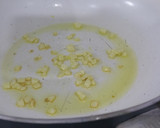 Foto del paso 2 de la receta: Merluza cítrica con albahaca