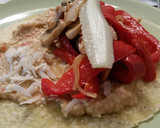 Foto del paso 6 de la receta: Burritos de pollo rápidos y sin complejos