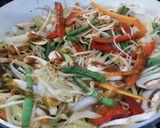 Foto del paso 7 de la receta: Verduras al wok con espaguetis integrales