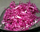 Foto del paso 2 de la receta: Ensalada de col lombarda