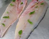 Foto del paso 1 de la receta: Lubina en papillote con azafrán