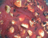 Foto del paso 3 de la receta: Champiñones en salsa de tomate
