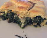 Foto del paso 10 de la receta: Hojaldre de espinacas y champiñones con queso