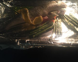 Foto del paso 4 de la receta: Lubina al horno fácil con cebolla y jamón