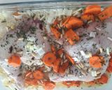 Foto del paso 3 de la receta: Muslos de pollo asados a la cerveza con zanahoria 