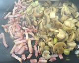 Foto del paso 7 de la receta: Espaguetis con salsa de puerro y champiñón 