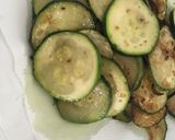 Foto del paso 6 de la receta: Tortilla de calabacín y ajos tiernos 