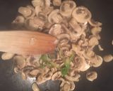 Foto del paso 3 de la receta: Lomo adobado con champiñones 
