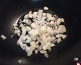 Foto del paso 2 de la receta: Hojaldre de espinacas y champiñones con queso