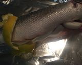 Foto del paso 2 de la receta: Lubina al horno fácil con cebolla y jamón