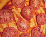 Foto del paso 1 de la receta: Hojaldre de atún, tomate y queso fresco