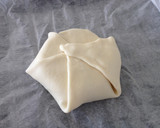 Foto del paso 5 de la receta: Hojaldre de Camembert con mermelada de cereza