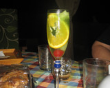 Foto del paso 2 de la receta: Sangría de cava con ginebra