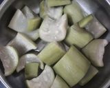 A picture of step 1 of Bottle gourd pickle.