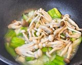 絲瓜燴鮮菇（無碘飲食）的食譜步驟4照片