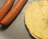 A picture of step 1 of Hotdogs on Fried Tortillas.