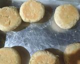 Foto langkah ke 9 dari resep Bakpia Kering Isi Keju Ekonomis.