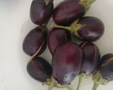 A picture of step 1 of Stuffed eggplant.