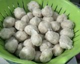 Foto langkah ke 3 dari resep Pentol ayam jamur.