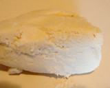 Foto del paso 3 de la receta: Pasta frola de dulce de leche 