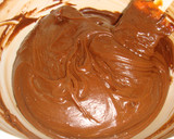 Foto del paso 4 de la receta: Rellenos para tortas: Crema Bariloche