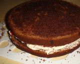 Foto del paso 7 de la receta: Torta de chocolate con frutillas y crema chantillí