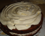 Foto del paso 8 de la receta: Torta de chocolate con frutillas y crema chantillí