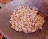 Foto langkah ke 2 dari resep Tumis Udang Tahu.