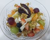 Foto del paso 1 de la receta Cocktail de frutas con queso y nueces🍓🍓🧀