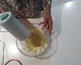 Foto del paso 3 de la receta: Tarta de fresas y panna cotta de albahaca