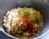 A picture of step 4 of Chickpea and Chicken Nepali Curry.
