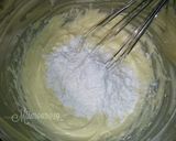 Foto langkah ke 2 dari resep Kue Semprit Susu 3 Bahan Tanpa Mixer.