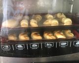 Hình bước làm 5 của món Bánh mì bơ sữa nhân custard lá dứa (ít ngọt)