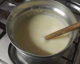 Foto del paso 2 de la receta: Sémola con leche y salsa de vino sin azúcar