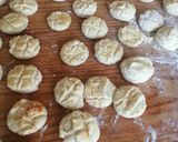 Vajas tésztás, tojás nélküli pogácsa recept fázis 6 fotója